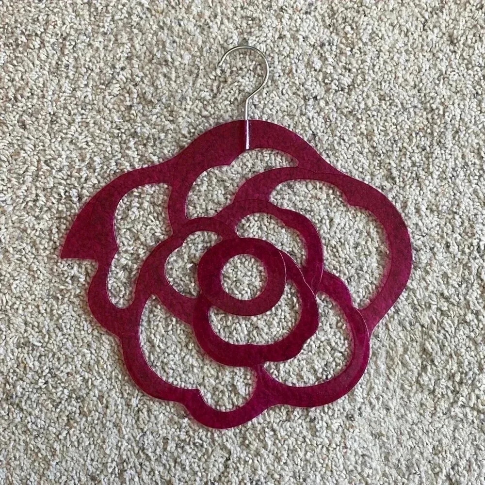 9 Holes Hanger Multifunctional Scarf Wardrobe Organizer Hanger Pink Rose Shaped